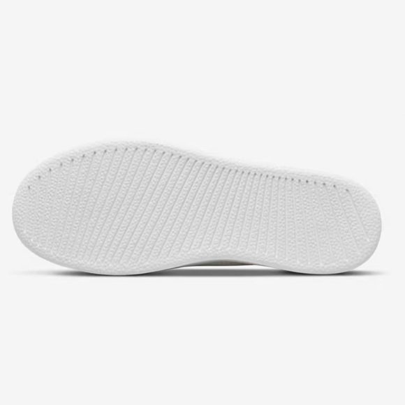 ALLBIRDS Women’s CLASSICS: Kaikoura White (White Sole) Tree Skippers - Picture 4 of 9